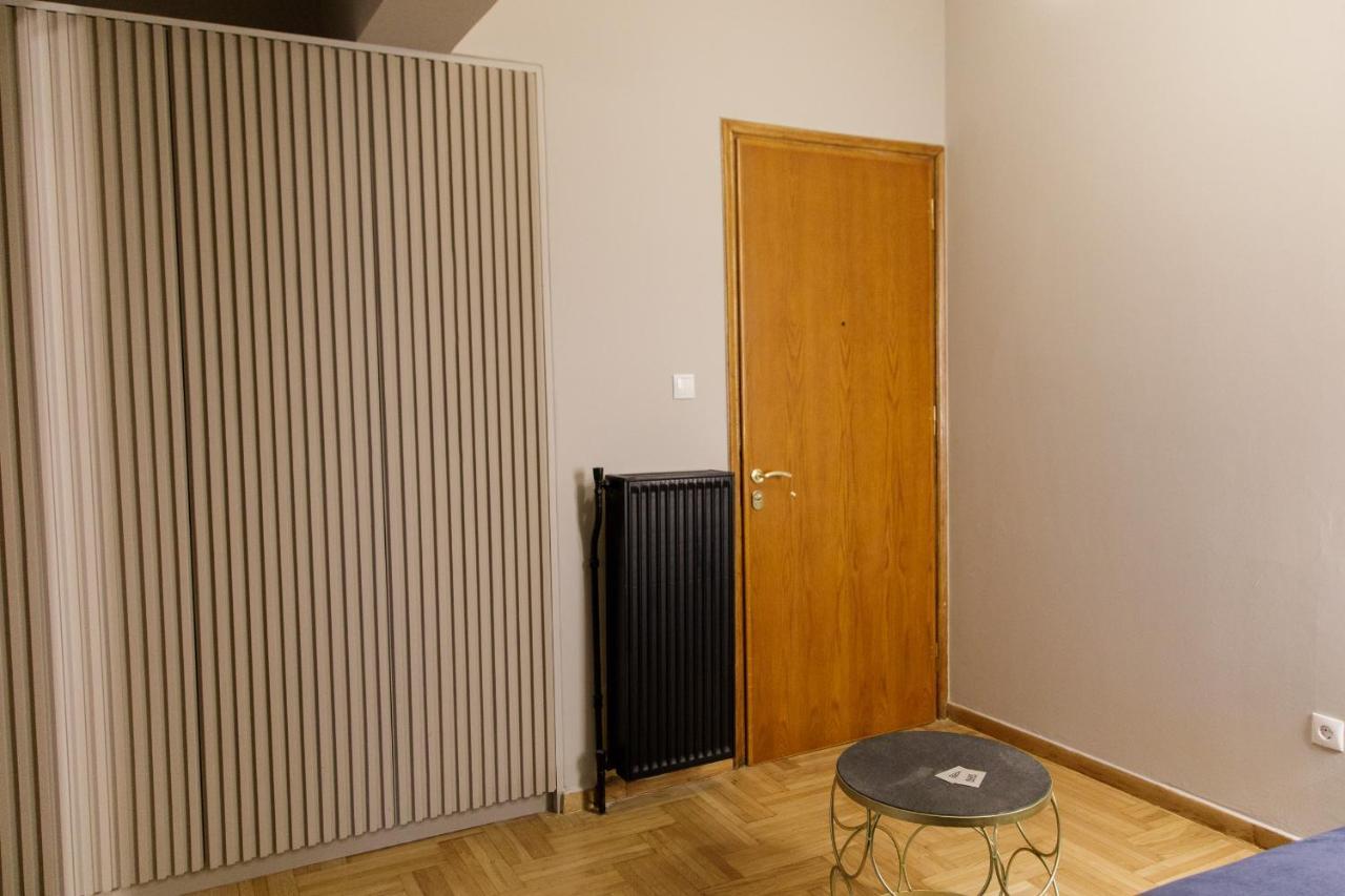 Soho Apartments Athena Bagian luar foto